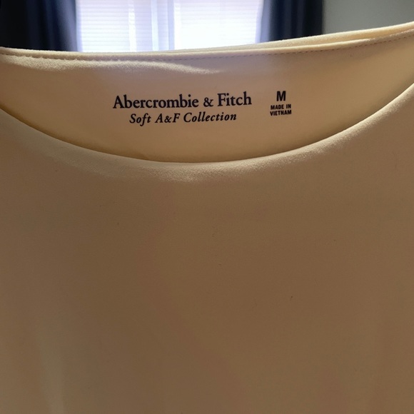 Abercrombie & Fitch soft matte seamless high-neck bodysuit - Picture 3 of 5